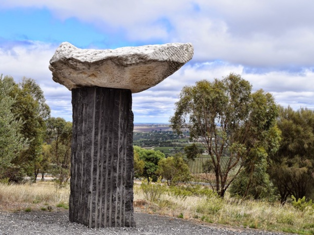 Mengler’s Hill Lookout Sculpture Park