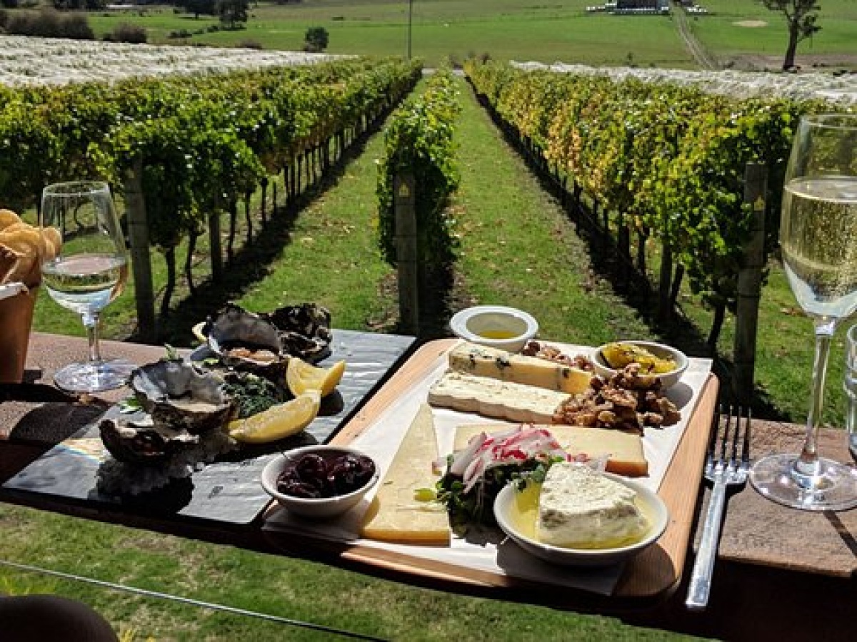 Tasmanian Wine & Cheese Tours