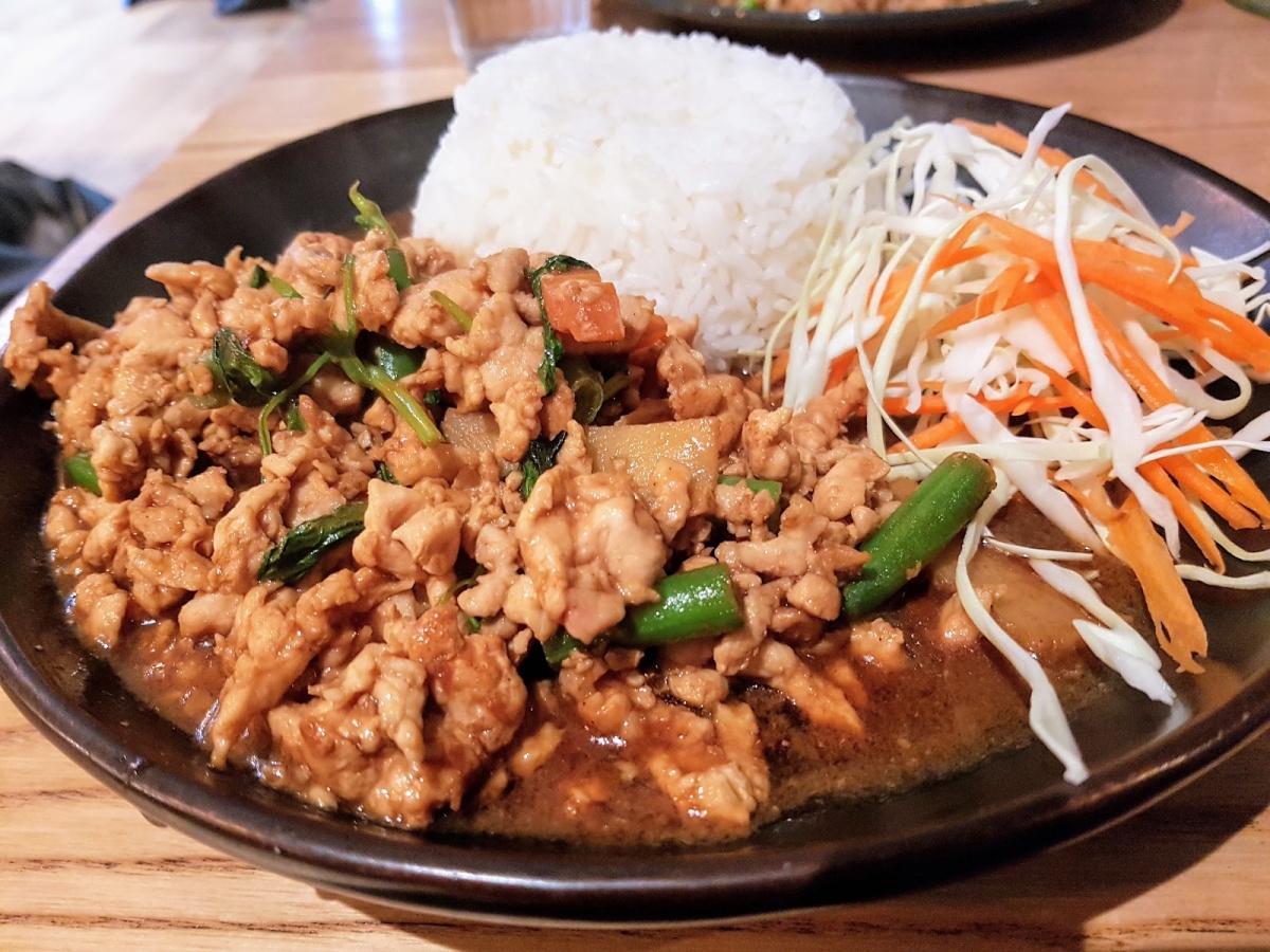Aroy Thai Eatery – The Terrace