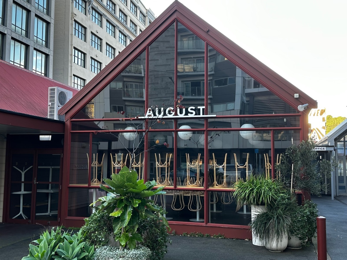 August Eatery