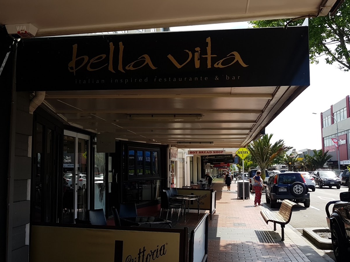 Bella Vita, Central