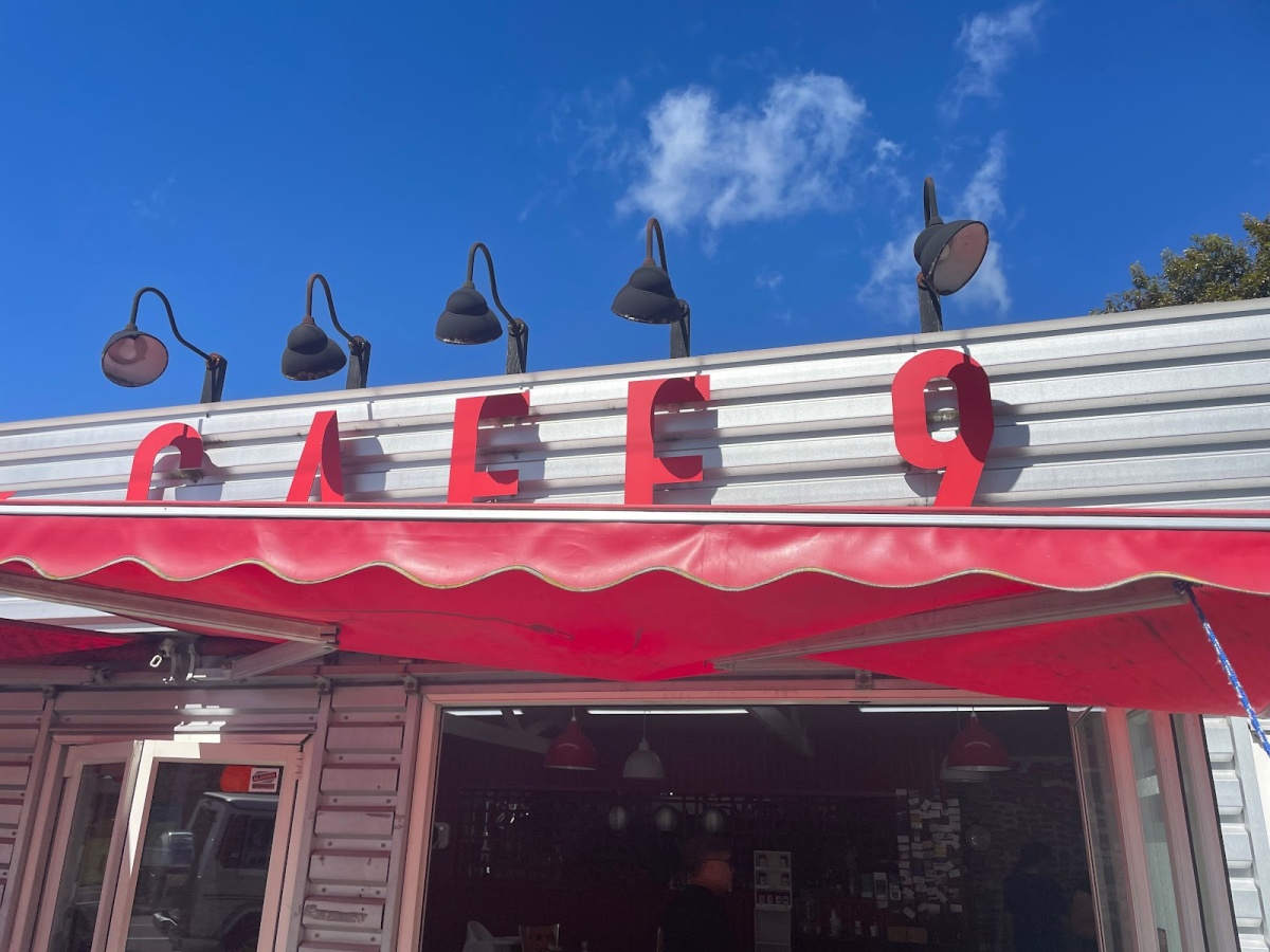 Cafe 9