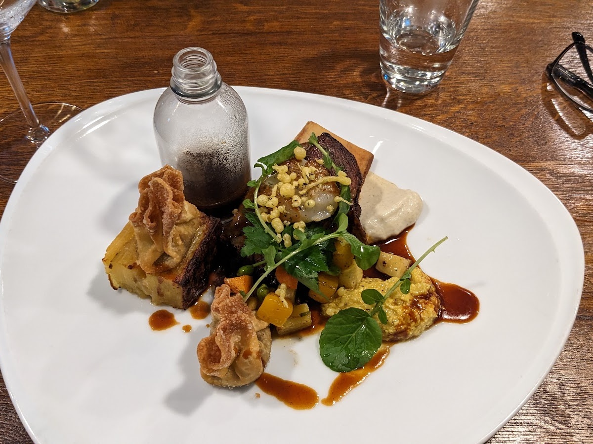 Chikos Restaurant & Cafe