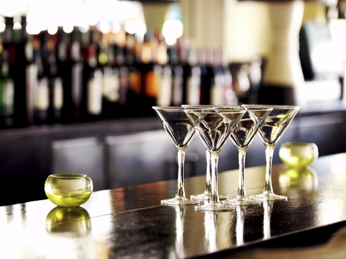 Churchill’s Champagne & Cocktail Bar