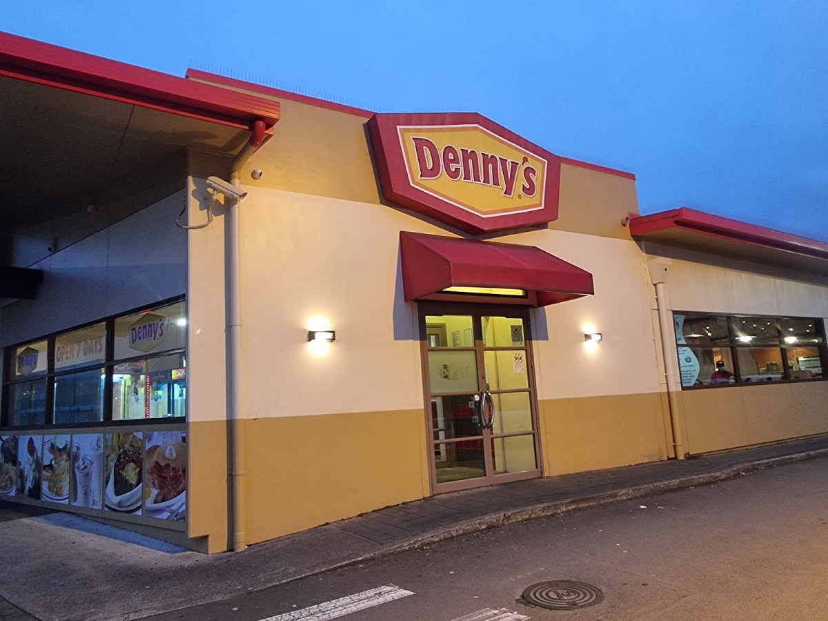 Denny’s, Elsdon