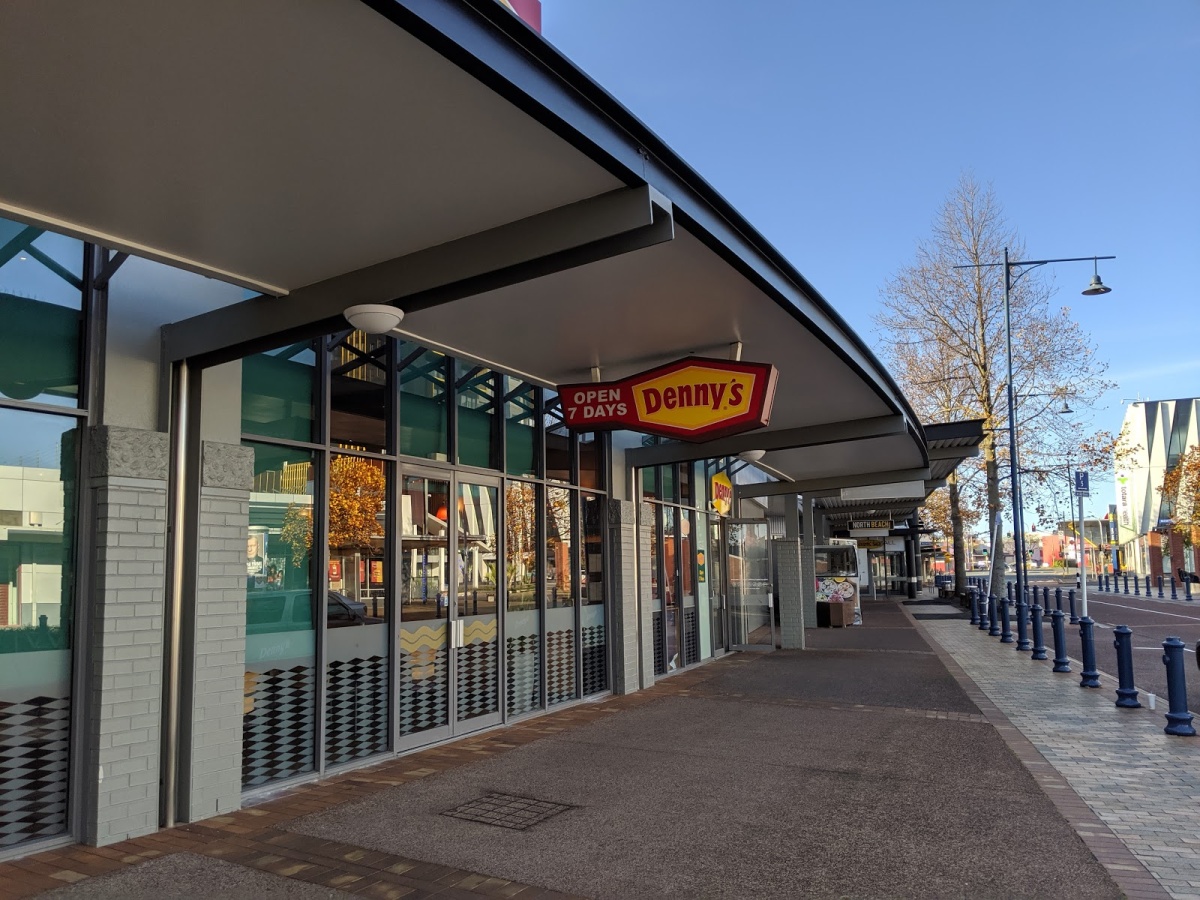 Denny’s New Lynn