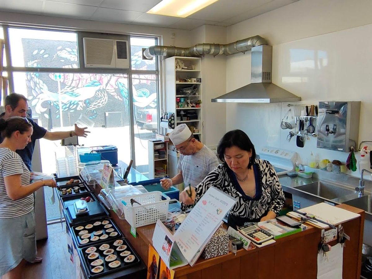 Japanese Sushi Aozora