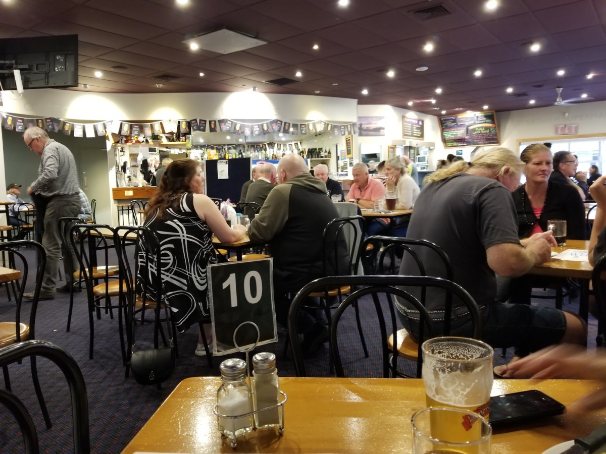 Mitchells Tavern