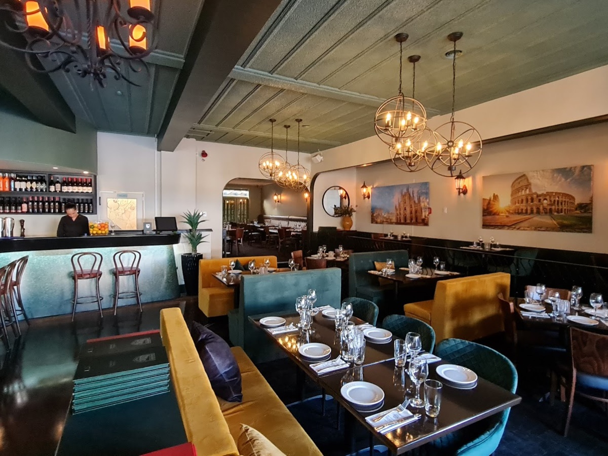 Portofino Italian Restaurant, Palmerston North Central