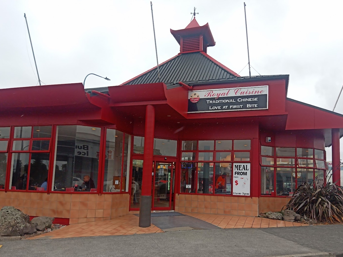 Royal Cuisine Takeaways & Restaurant, Royal Oak