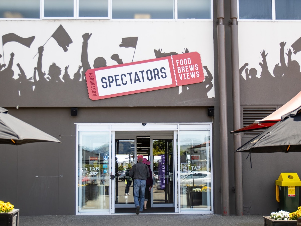 Spectators Bar & Bistro