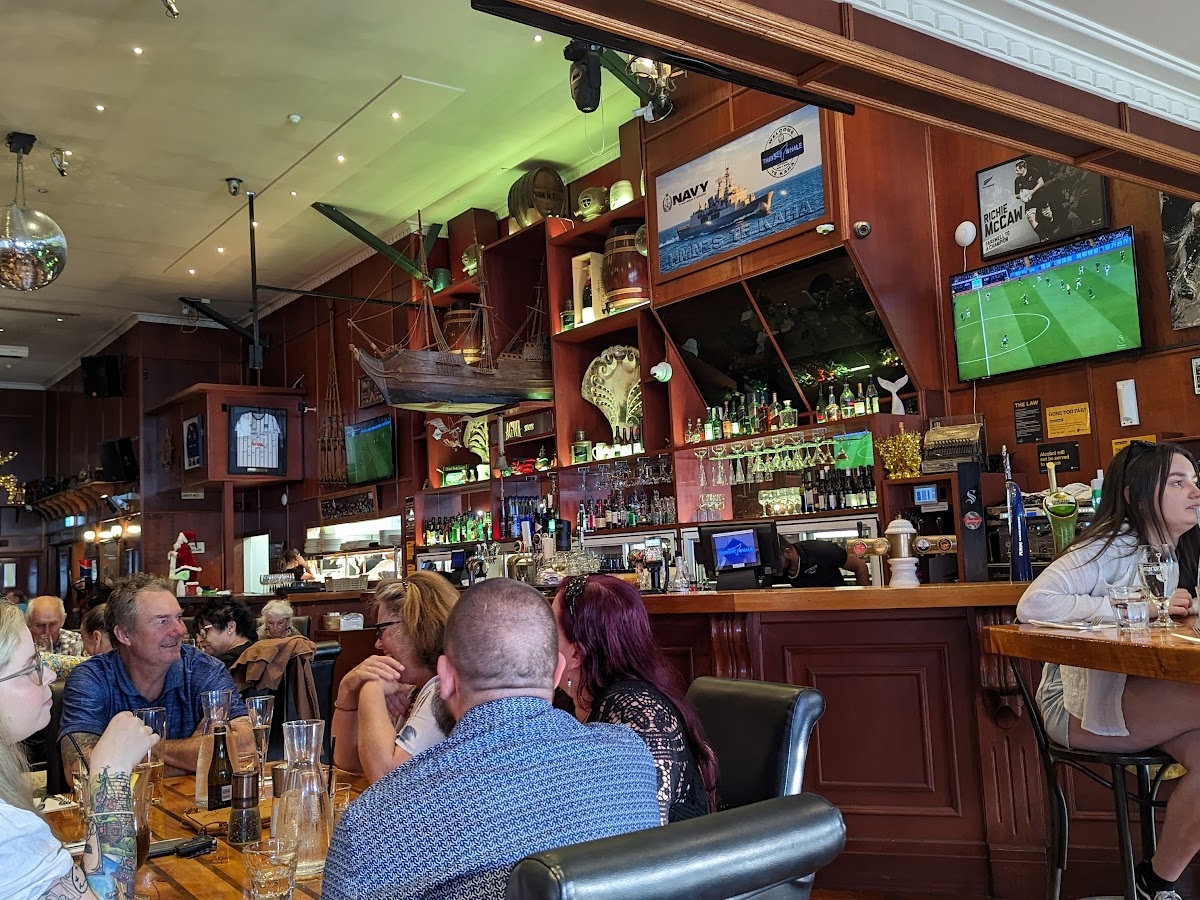 The Thirsty Whale Bar & Restaurant