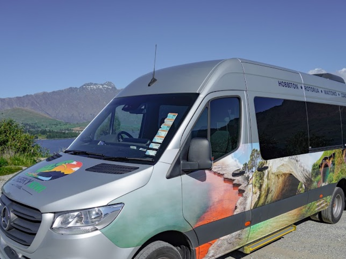 Cheeky Kiwi Travel Queenstown