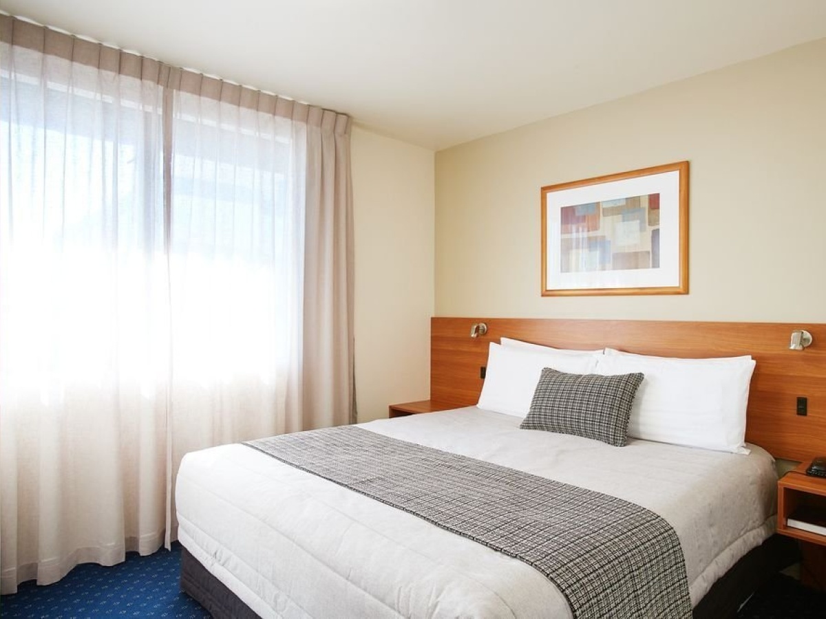 Ventura Inn & Suites
