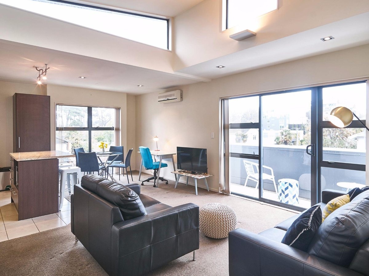 CALOUNDRA SUNCOURT