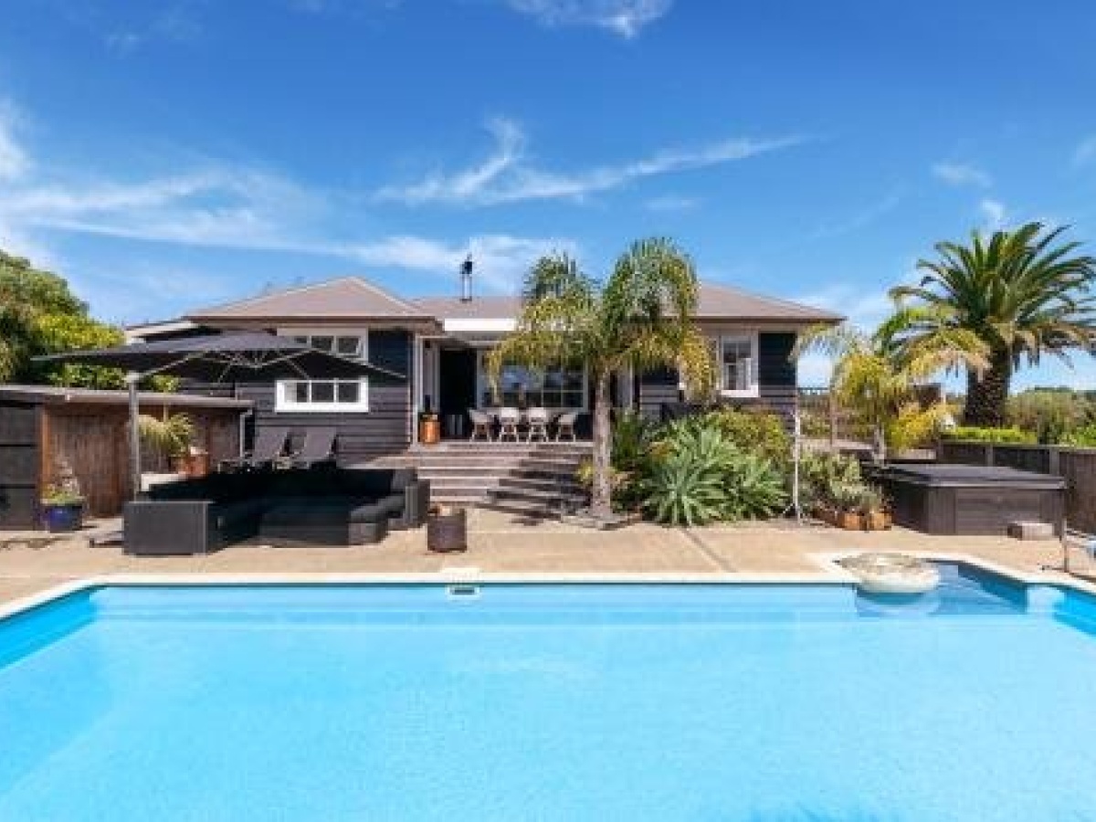 Country Leisure Motor Inn