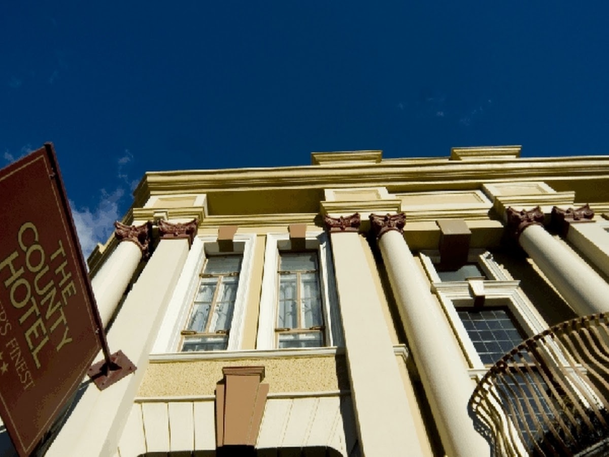 The County Hotel