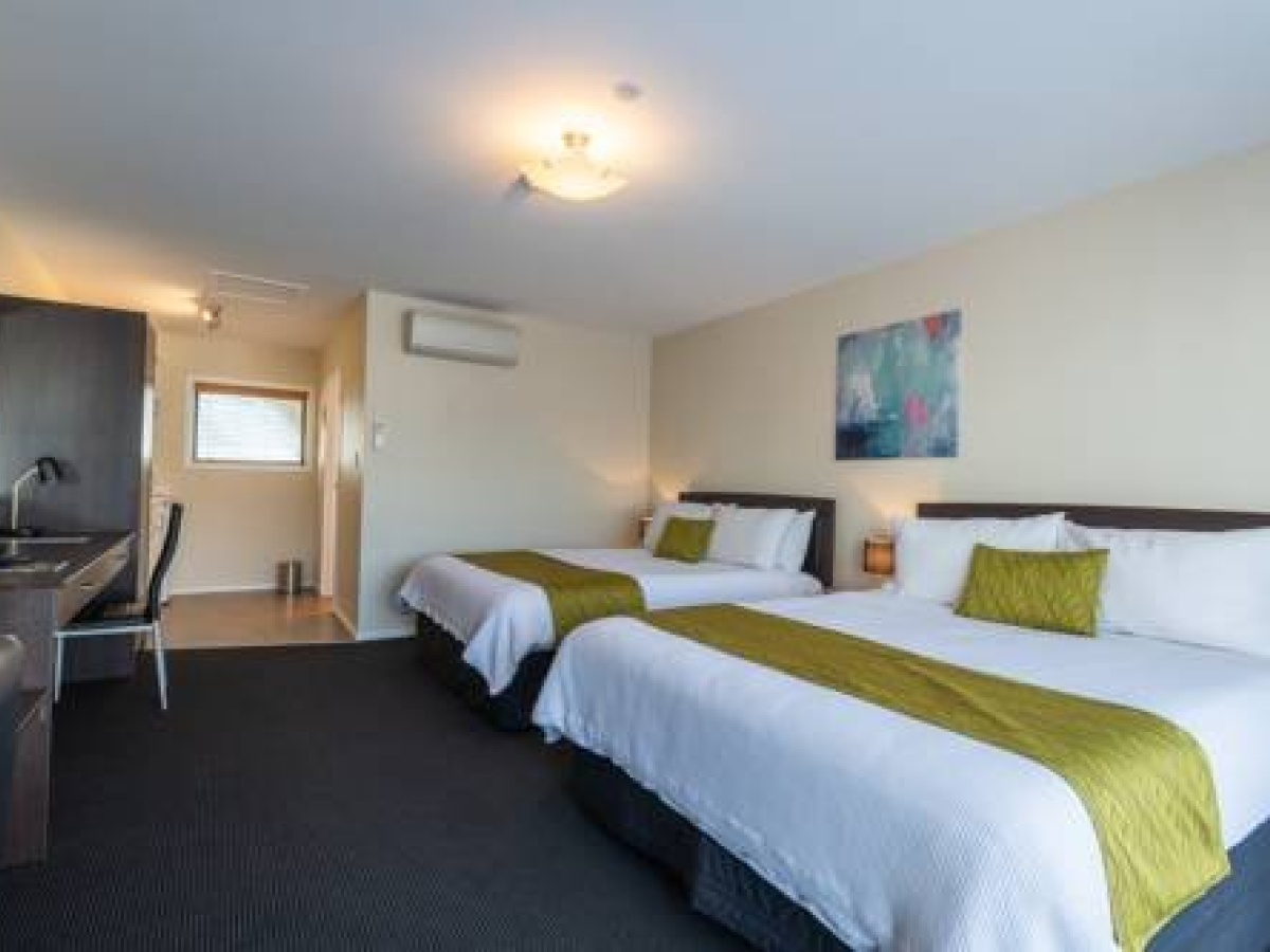 Rotorua International Motor Inn, Fairy Springs