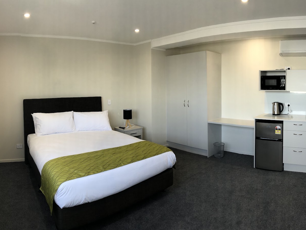 Bakers Lodge, Papatoetoe