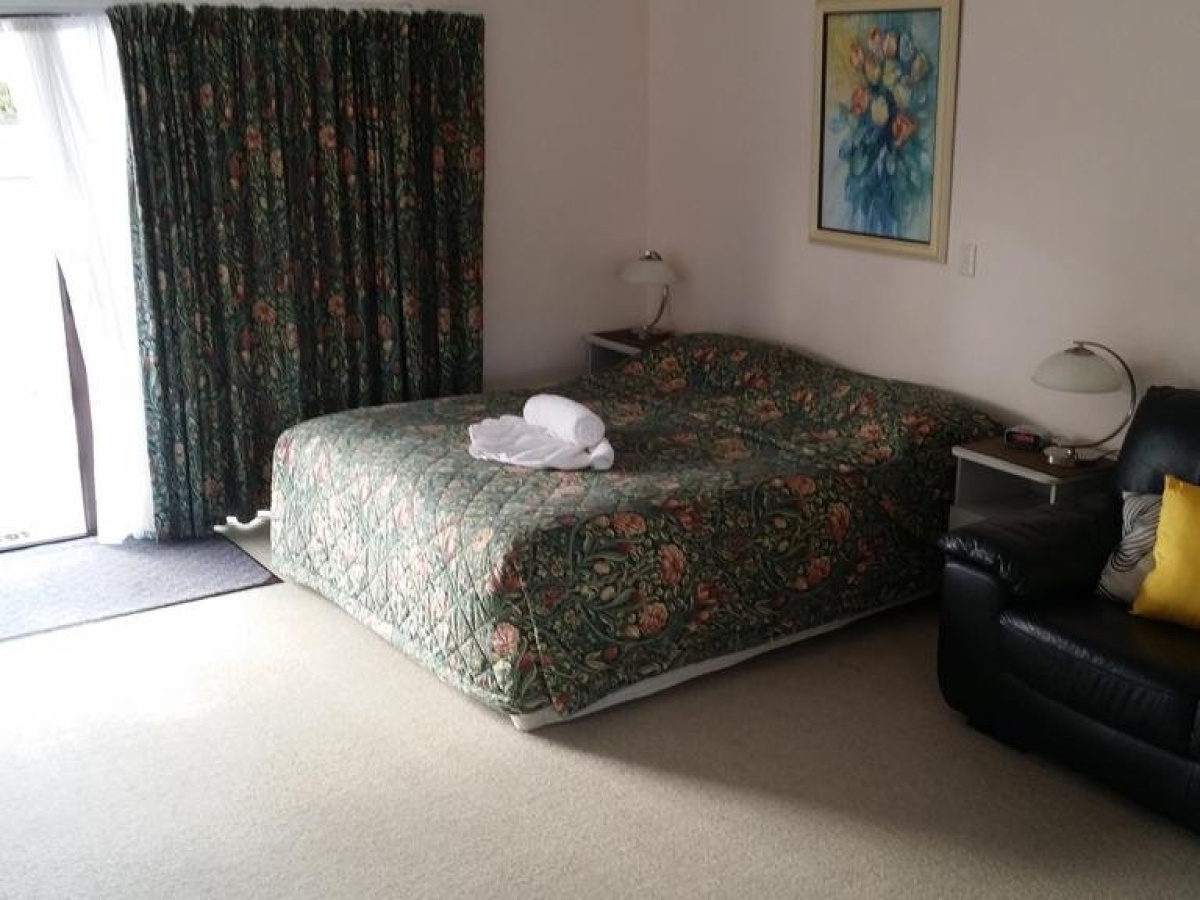 Norfolk Motel & Campervan Park