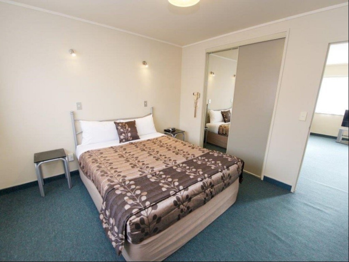 Gemini Court Holiday Apartments