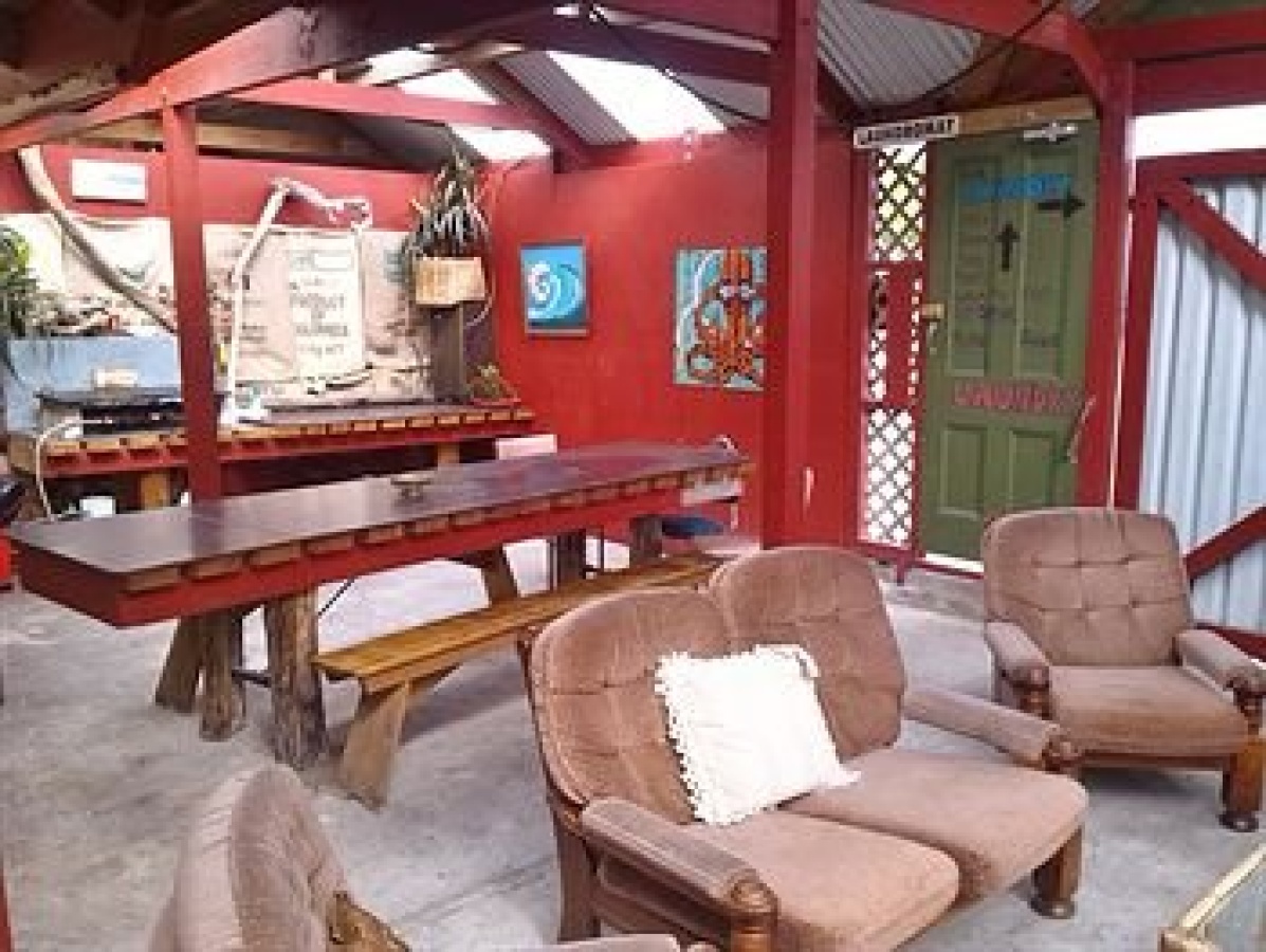 Bazil’s Backpackers BBH Hostel & Surf School, Westport