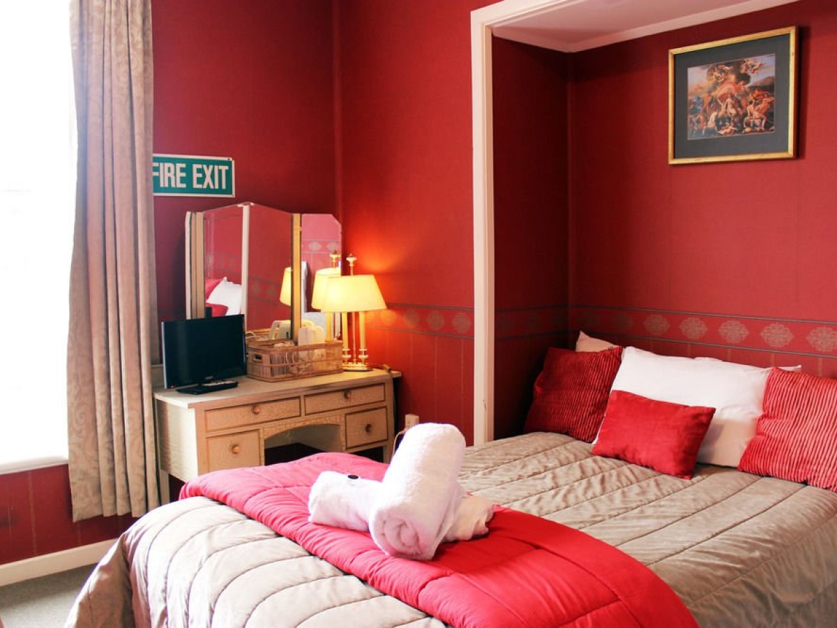 The Lumsden Hotel
