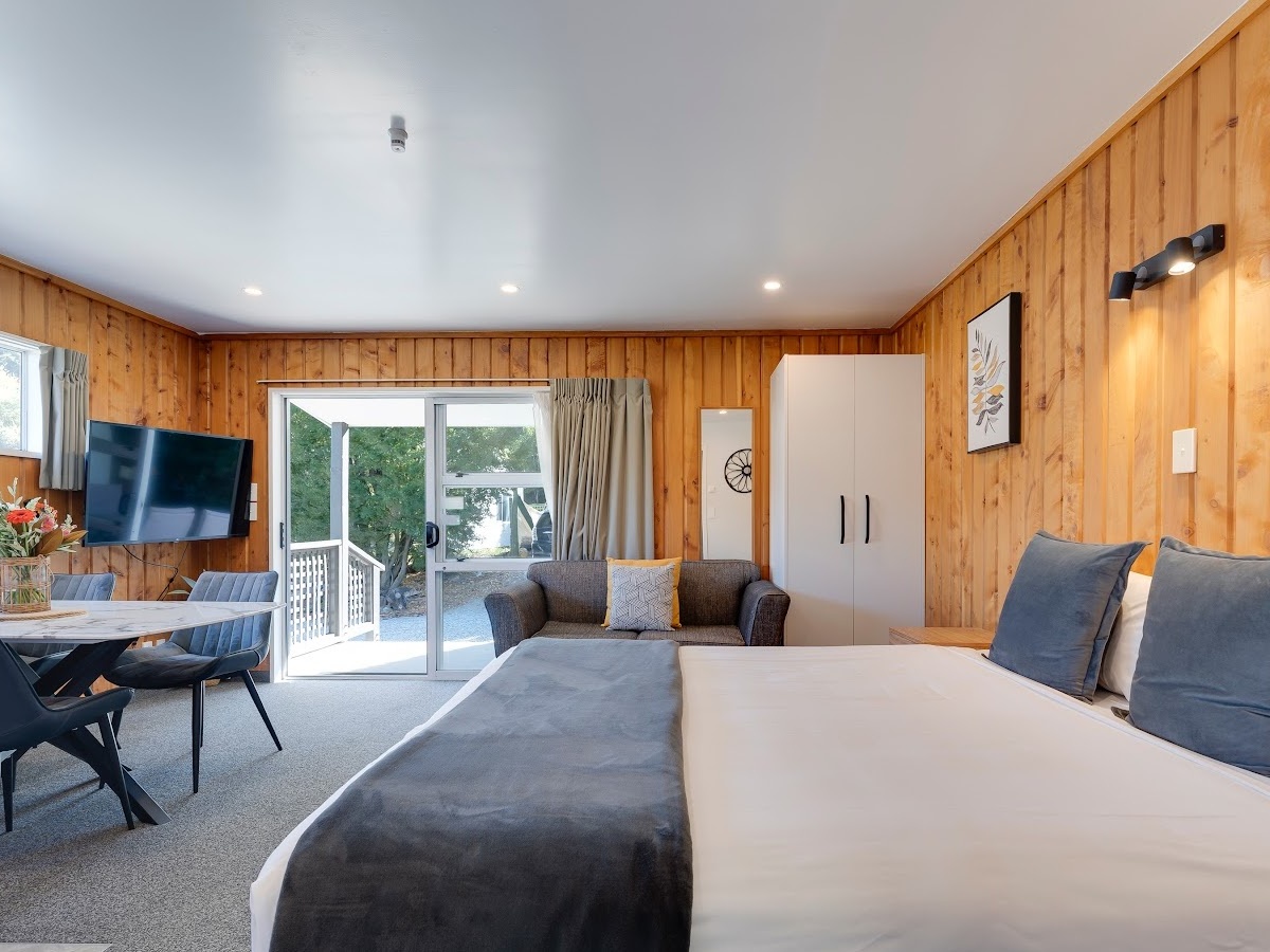 Archway Motels & Chalets