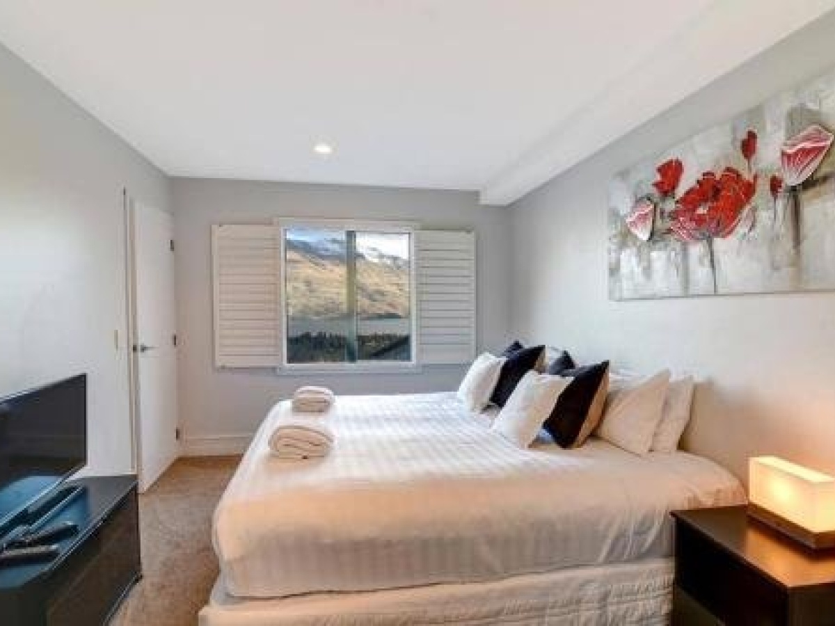 Modern and stylish 1 bedroom, Waterloo