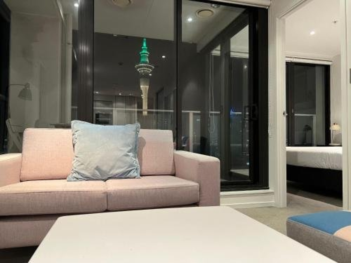 Lovely 3 Bed, 2 Bath in the City Centre