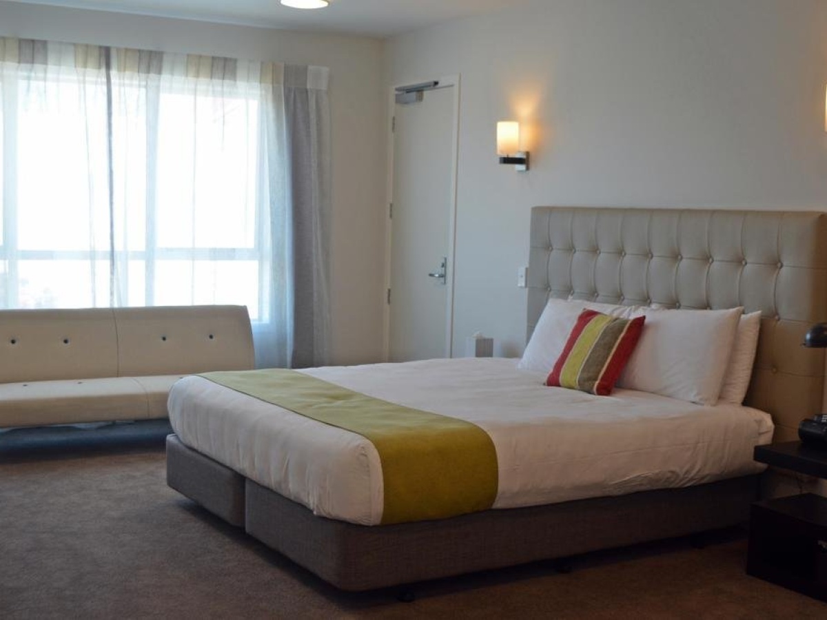 Clarendon Motel and Guesthouse