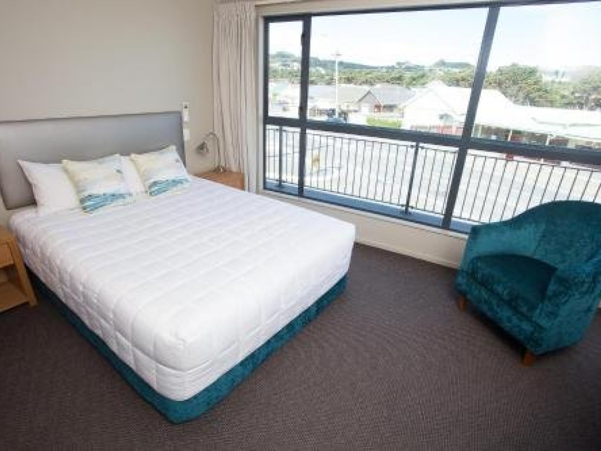 Airport Motor Lodge