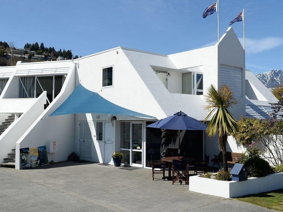 Amity Queenstown Serviced Apartments