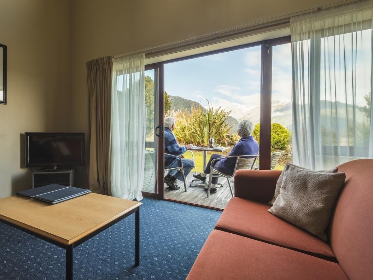Glenelg Pier Apartments