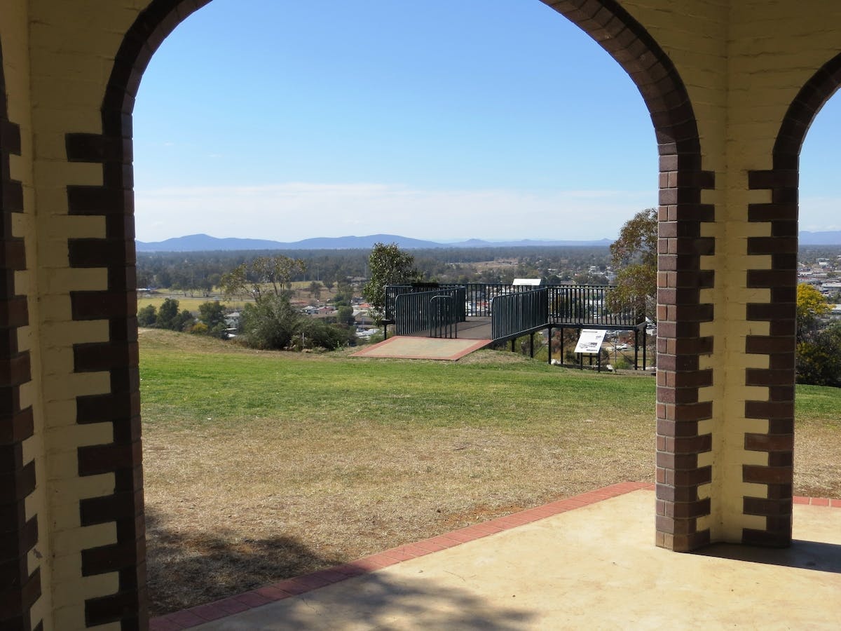 Pensioners Hill Lookout