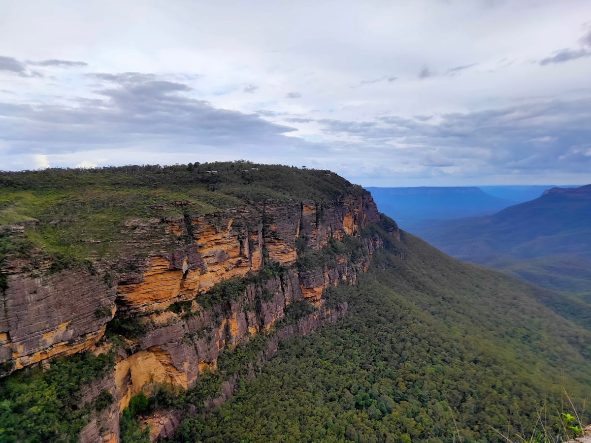 Gordon Falls lookout and picnic area