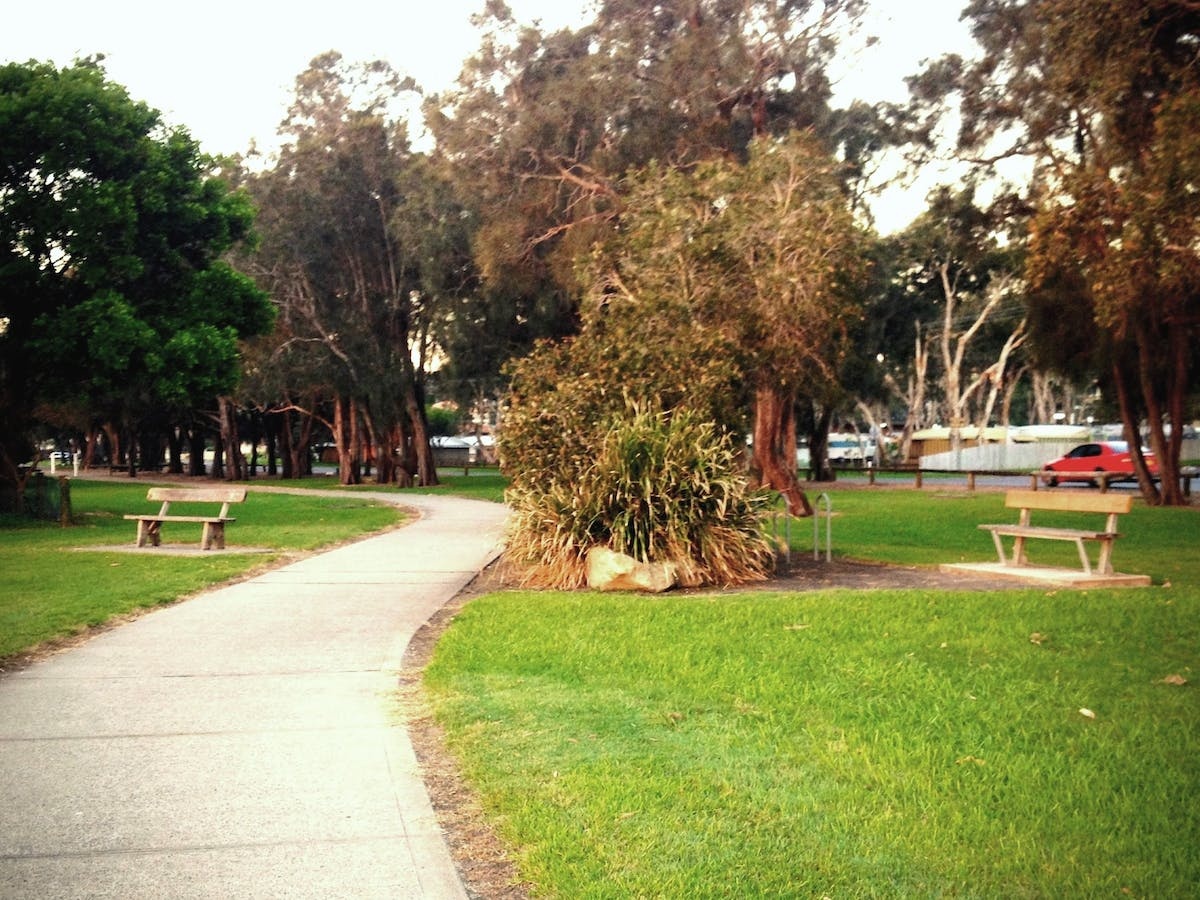 Coast to Lake Walk