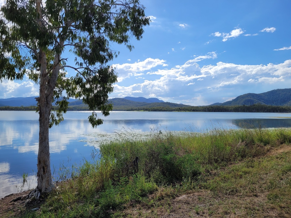 Teemburra Dam, Pinnacle