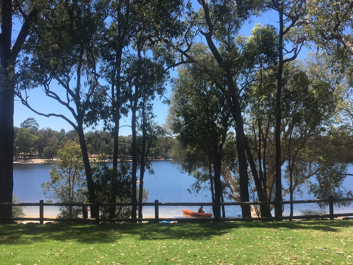 Lake Leschenaultia, Chidlow