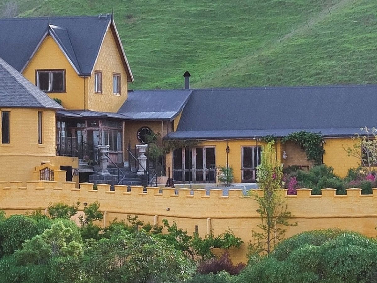 The Mudcastle