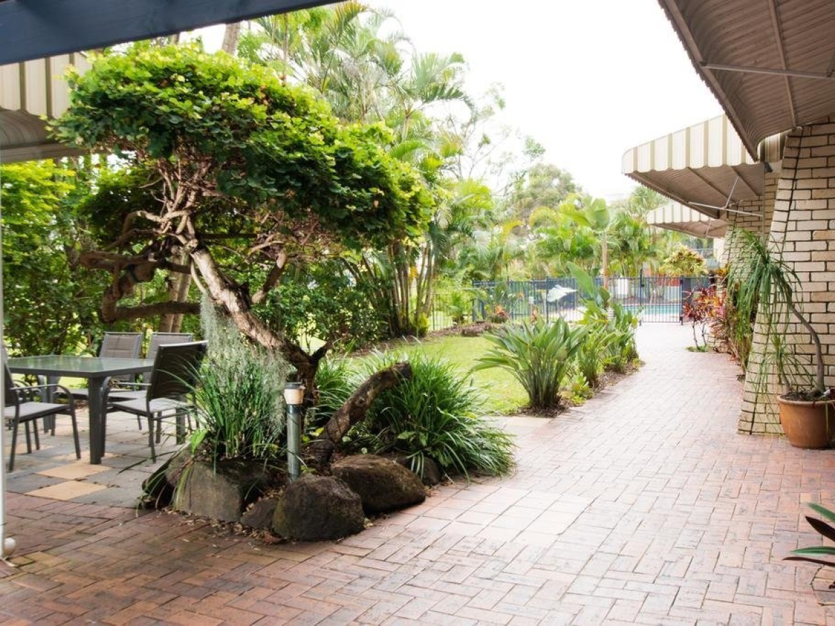 Bombora Resort – Coolangatta photo